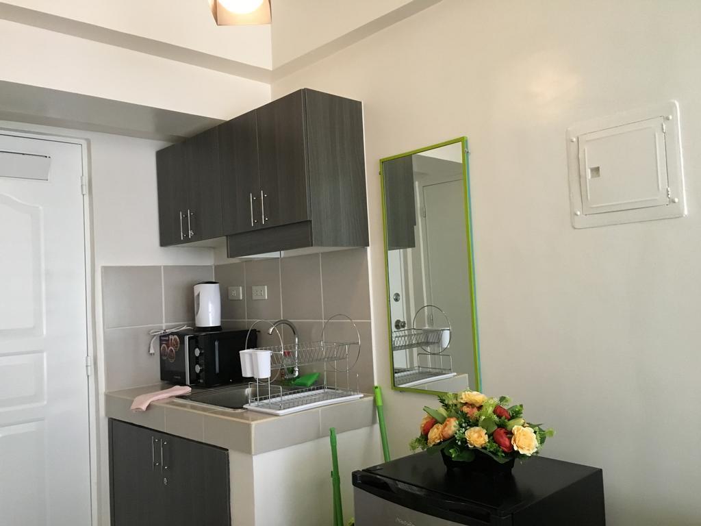 Mary'S Crib Cityland Prime Tagaytay With Free Wifi & Swimming Tagaytay City Екстер'єр фото
