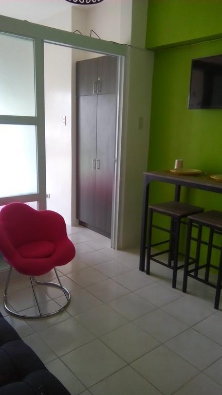 Mary'S Crib Cityland Prime Tagaytay With Free Wifi & Swimming Tagaytay City Екстер'єр фото